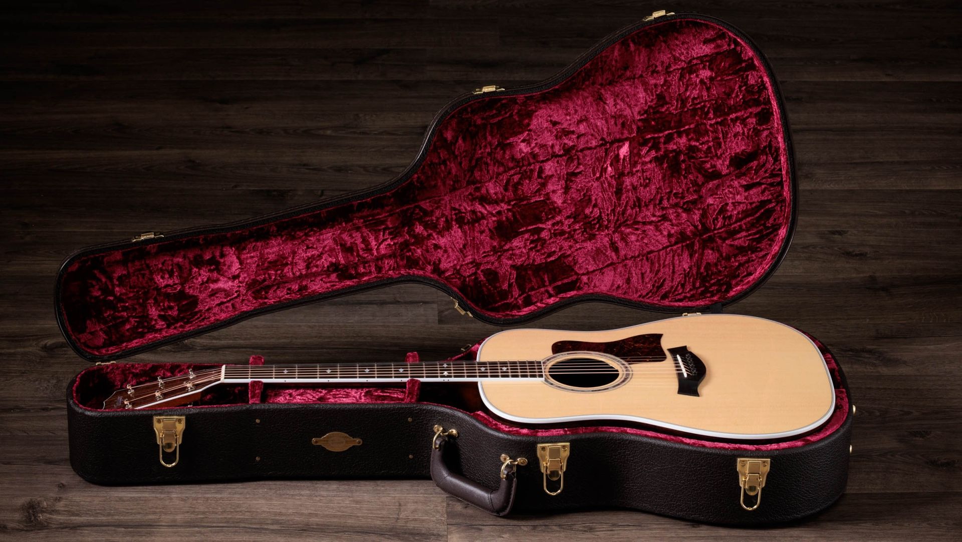 Legacy 810e Dreadnought