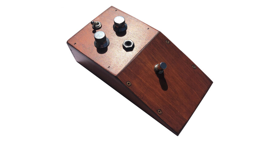 Special Edition Wooden Case Prototype MKI Tone Bender