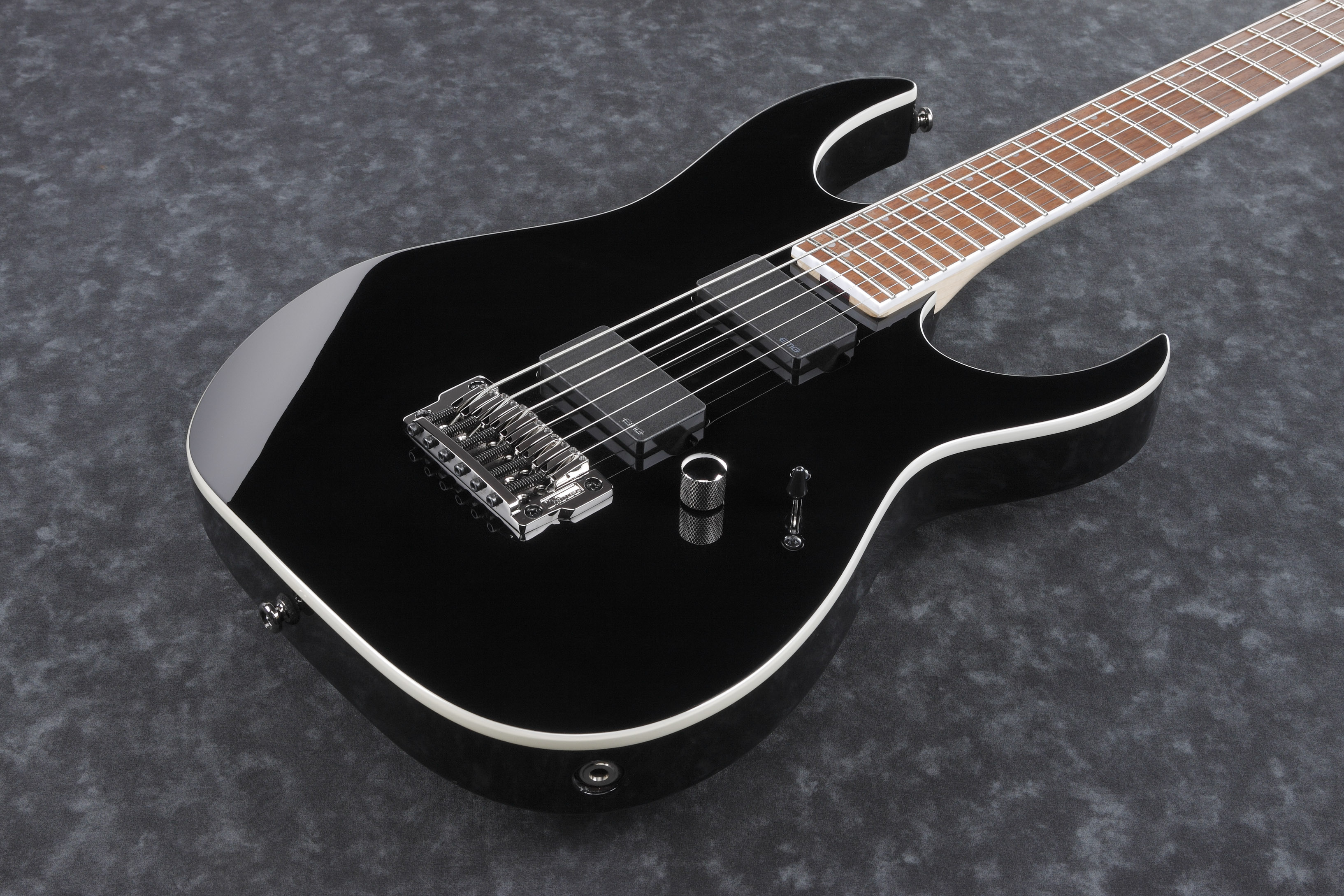 RGIB21-BK Baritone Black